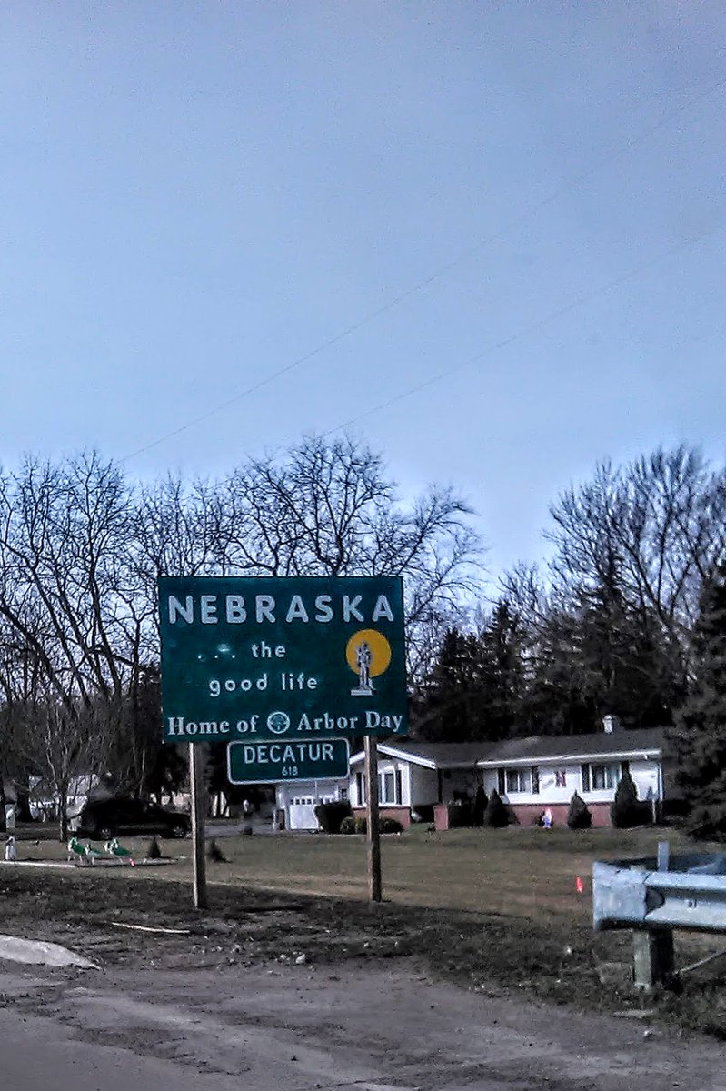 New town every hour on Twitter "Decatur, Nebraska Population 463 Photos from Google Places API