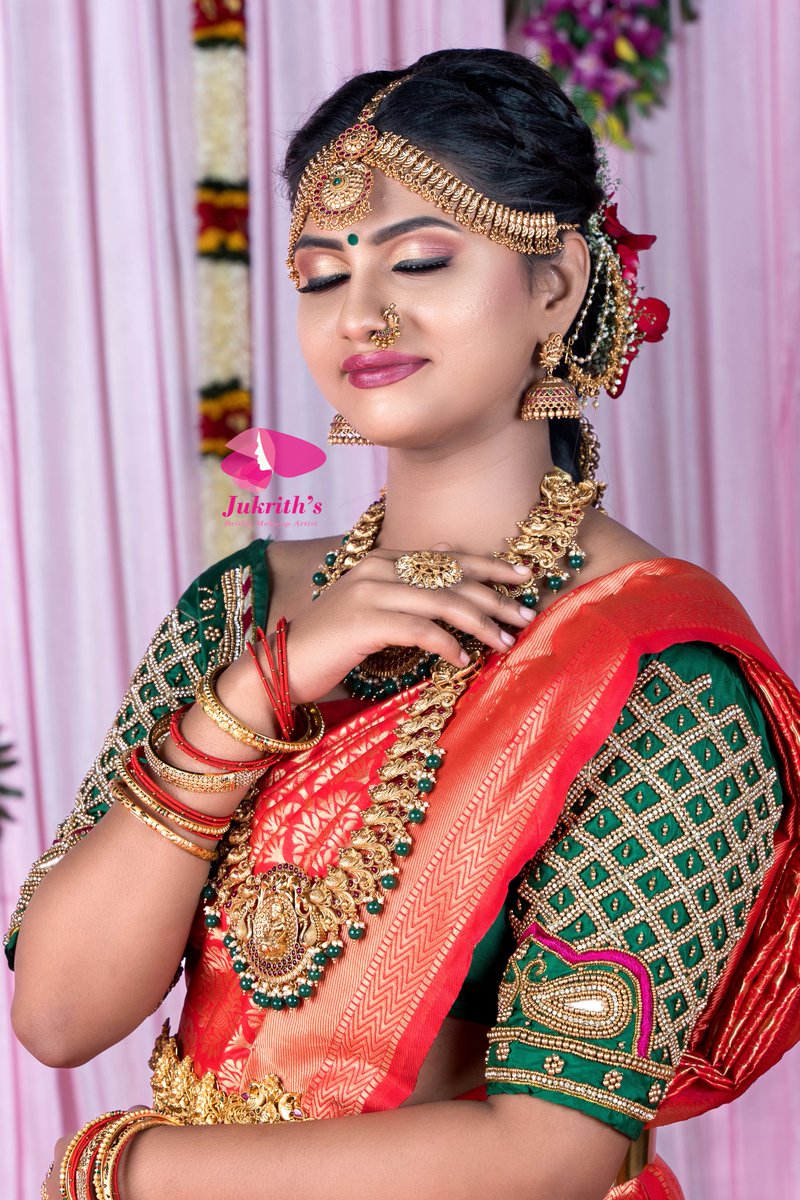 jukrith's tweet photo. Jukrith Best Professional Bridal Makeup Artist in Chennai
For bookings call +91 8939081143
#bridalmakeup #wedding #bridal #makeup #mua #bride #makeupartist #weddingmakeup #makeover #bridalmakeover #indianbride #southindianbride #jukrith #chennai #bridalstudio #weddingmakeover https://t.co/lQABpQh4v0
