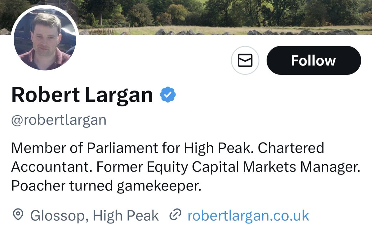 RinglefinchUK's tweet photo. @carolvorders Any comment, @robertlargan? Why on earth would you be hiding your party affiliation? Does this mean you think "Conservative" is a tainted brand? https://t.co/DjT4XCKCJd