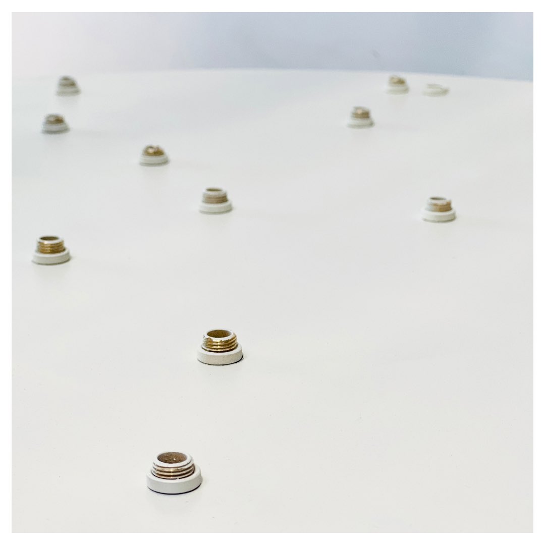 M I N I M A

Our ARC pendants come in 3 sizes, minima, standard and maxi. 

This bespoke ceiling rose is for a minima ARC cascade with 25 pendants.

Finished in white and brushed brass, it’s going to be a stunning centrepiece. 

#lighting #interiordesign