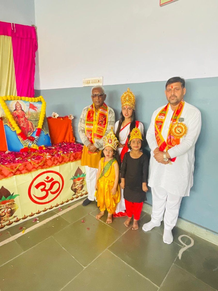 dineshbhardwaj5's tweet image. एकल अभियान द्वारा आयोजित वार्षिक उत्सव कार्यक्रम देहरादून में बच्चों को संस्कारवान और शिक्षित करने का एक अभियान एकल अभियान