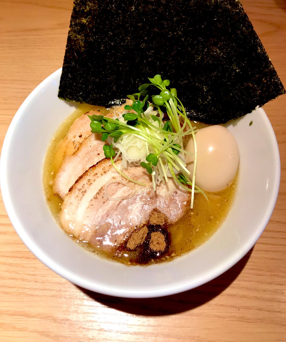 romeo_iocifalla's tweet photo. 杏と桜@太田市
特製 塩ラーメン
極上の一杯💯 https://t.co/iHPZNqn9B0