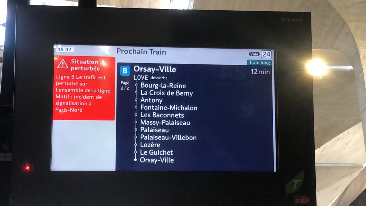 FlorianGandon_'s tweet photo. @mcuip Même la RATP s’est joint à la fête 😅 https://t.co/LuU7bcGab3