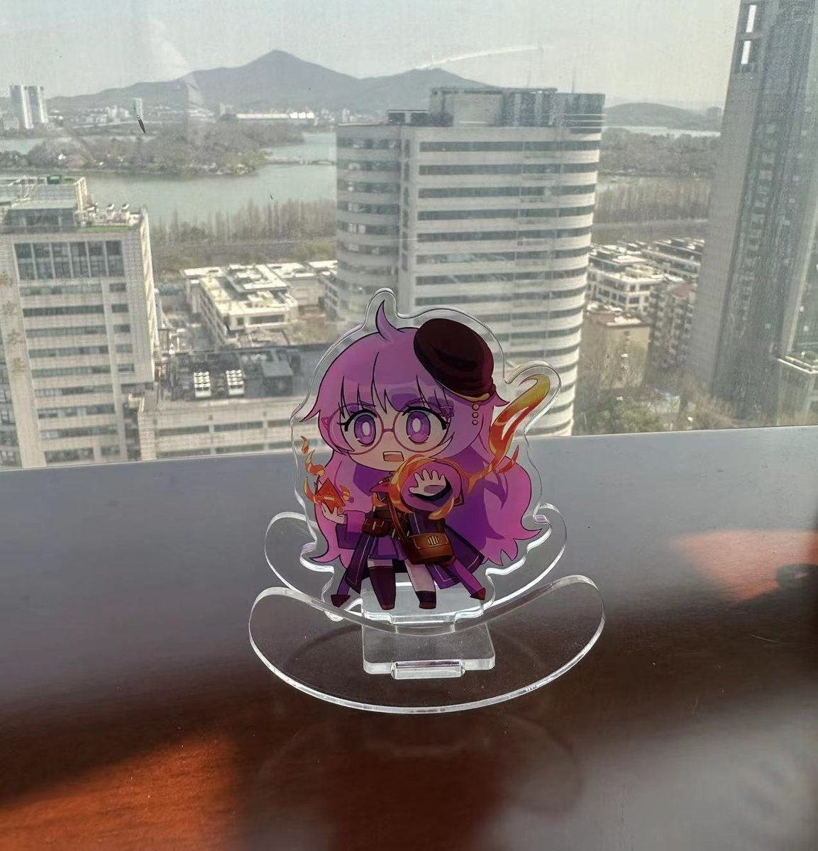 software_tt's tweet photo. Made a little acrylic thing. looks really cute😊 https://t.co/tQEyDCFODV