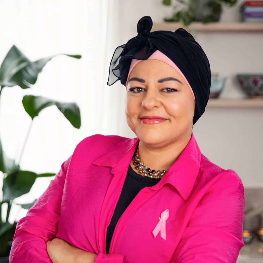 Det är med stolthet vi välkomnar matprofilen Zeina Mourtada som ny ambassadör för Bröstcancerförbundet.  bro.mynewsdesk.com/pressreleases/…