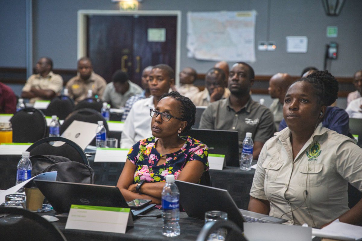 UNDPZimbabwe's tweet photo. Yesterday stakeholders discussed the Protected Area Management Plans that will serve to ensure well protected areas in the Mid to Lower Zambezi Valley. Through @thegef ZVBP, we are supporting an ecosystem approach to conservation that will also serve communities in the area. https://t.co/LMGMHcK32O
