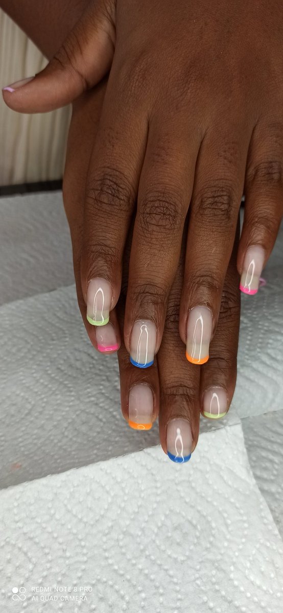 _nirvanaspa's tweet image. Classy gel on natural nails🔥🔥🔥.Book your appointments today on +265991367607 Lilongwe Area 18B #24hrsspa🔥🔥🔥