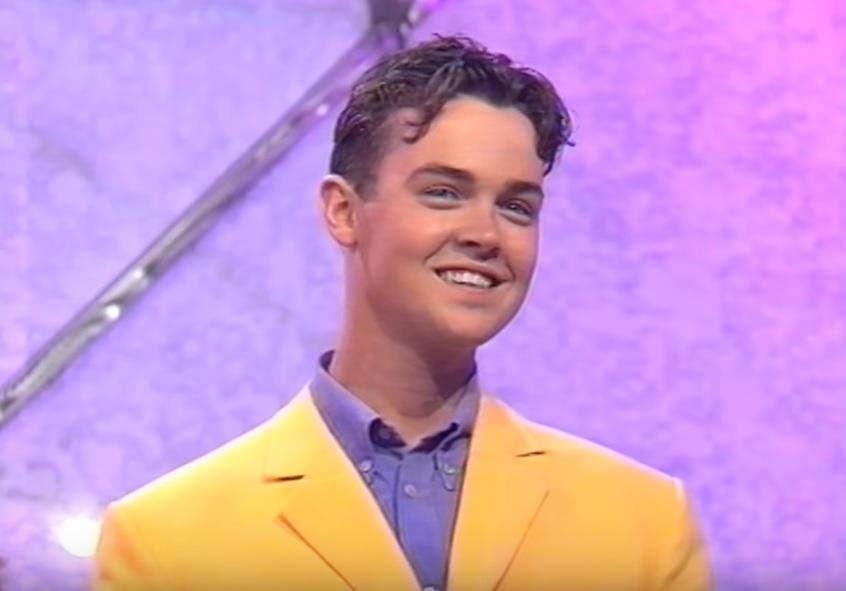 A Happy Birthday to Stephen Mulhern who is celebrating his 46th birthday today. 