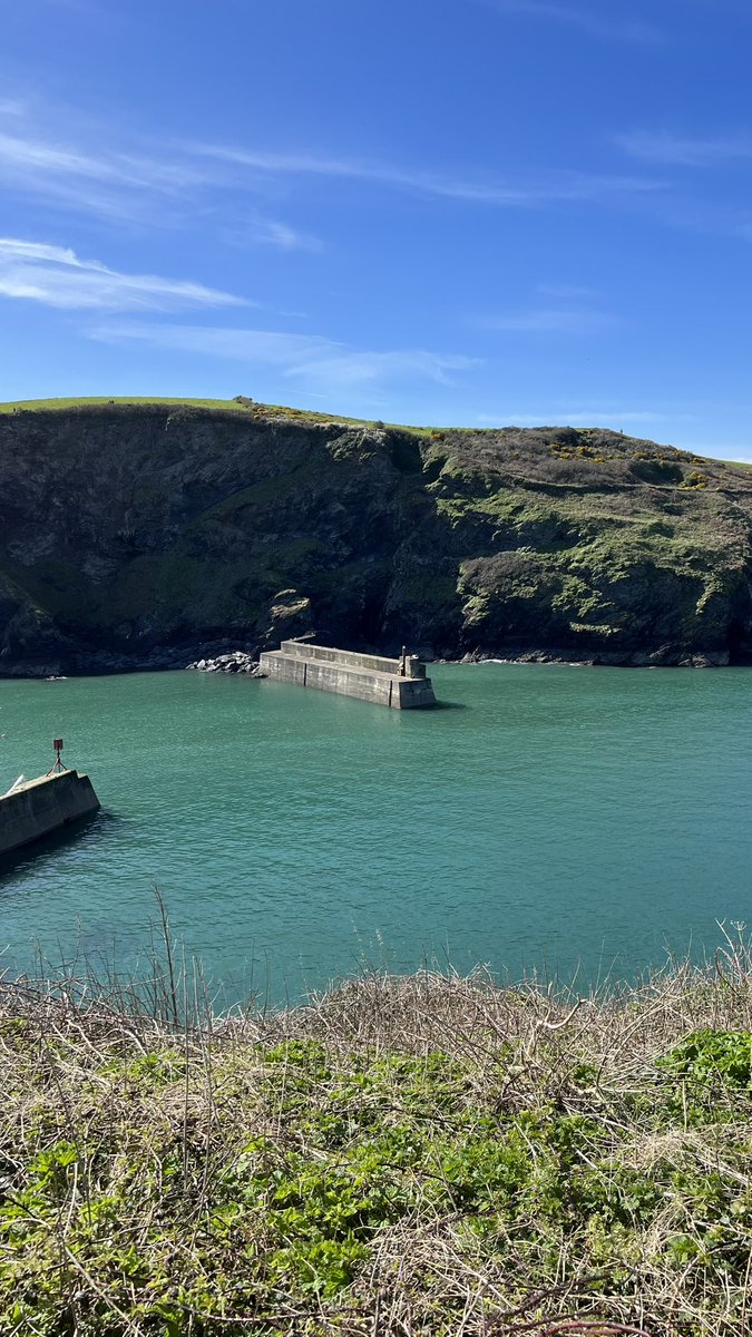 Is Cornwall one of the most beautiful places in England? On a sunny day- probably! <a href="/ILoveCornwallUK/">Visit Cornwall</a>