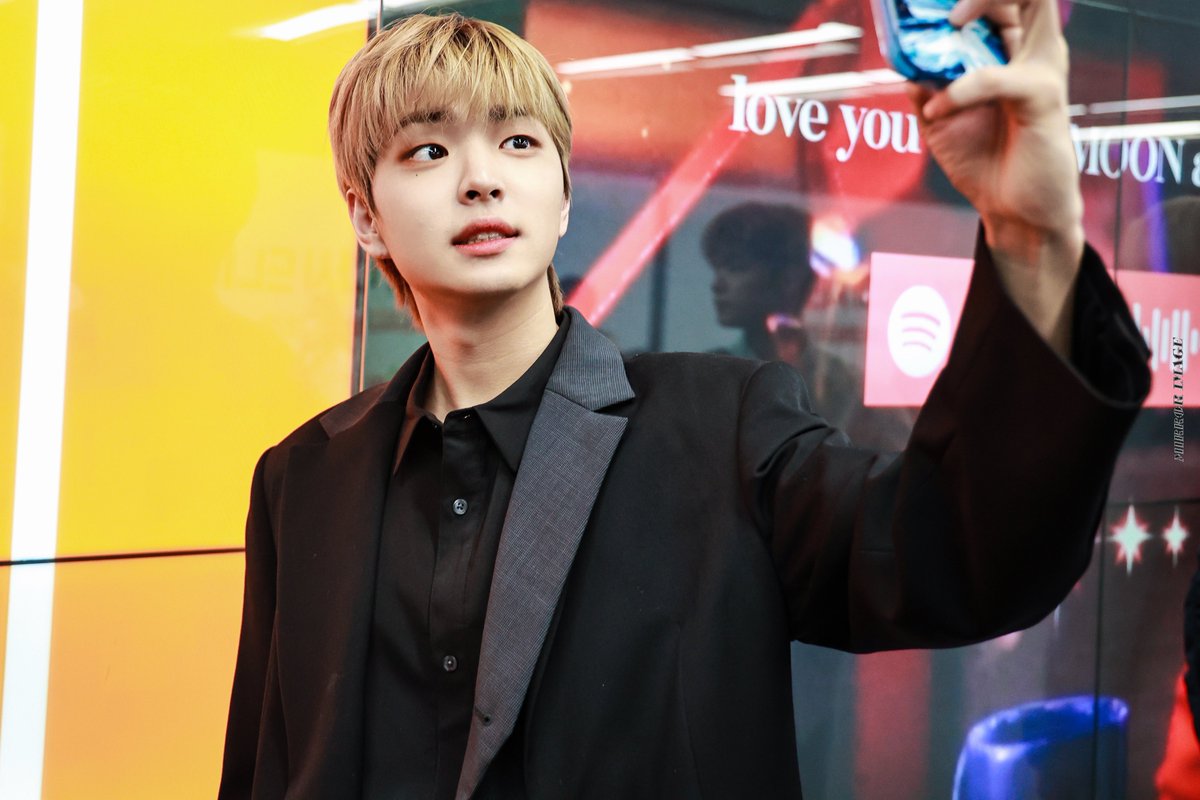 mirrorI808's tweet photo. 230404

#LEEKANGSUNG #이강성 
#GHOST9 #고스트나인 https://t.co/ycrVvaFmpL