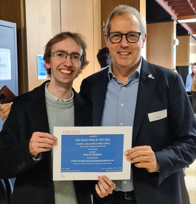 trigg_research's tweet photo. Our Anton De Spiegeleer won the Faculty PhD Thesis Prize 2021-2022 for Clinical and Translational Science. His work about the mechanisms of sarcopenia was much appreciated by the jury. A motivation for all TRIGG-researchers to build further on translational sarcopenia research. https://t.co/zUazg09j3M