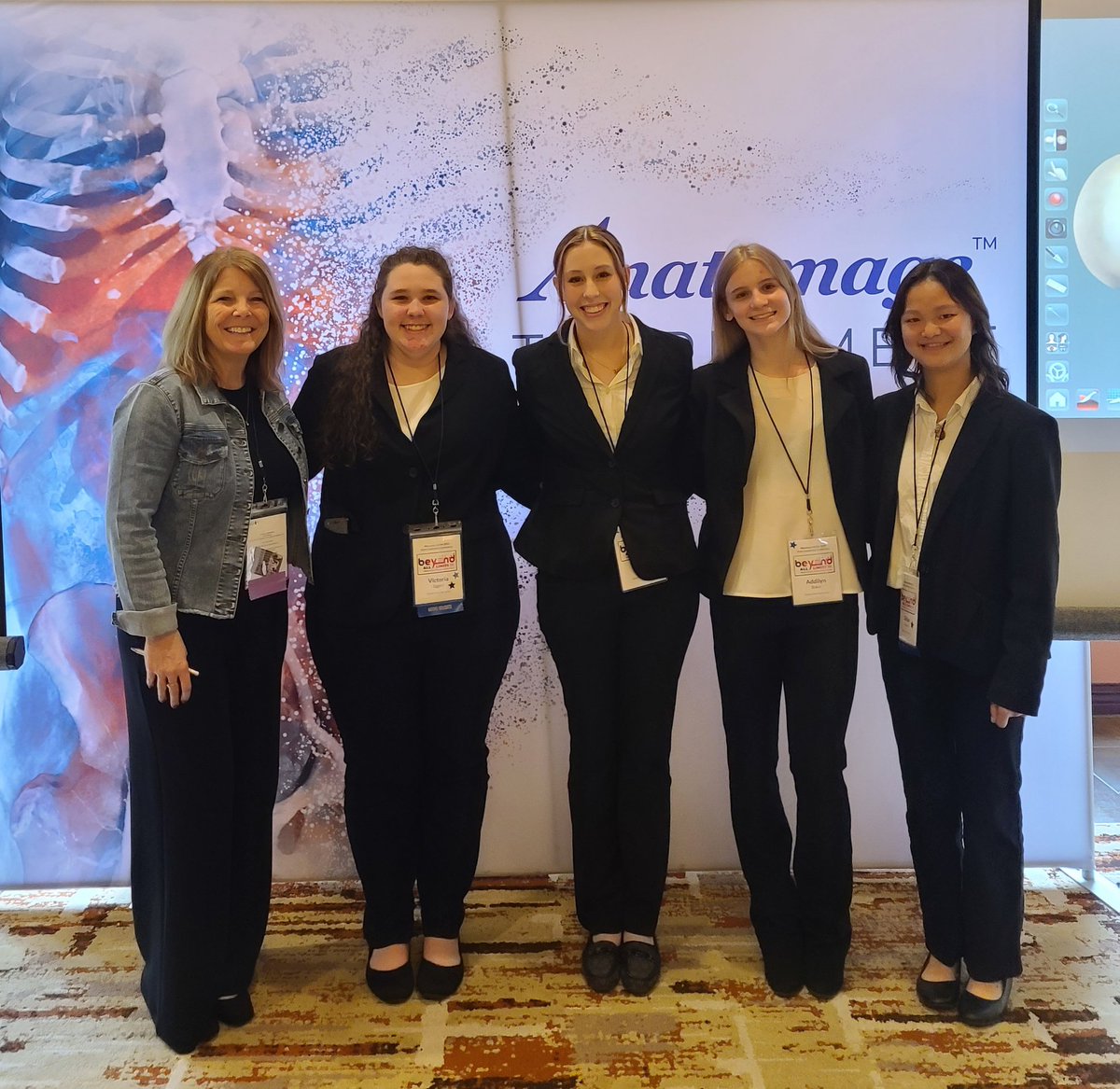 SteinkeSteph's tweet image. Elkhorn HOSA dominated the Anatomage Anatomy Tournament at the State Leadership Conference! 50 teams competed, and #goElks placed 1st, 2nd, and 4th

The State Champs Myles, Tre, Leo, &amp;amp; Thorin

2nd place Jillian, Tori, Gillian, &amp;amp; Addie

4th place Abby, Maddy, Anna, &amp;amp; Rachel