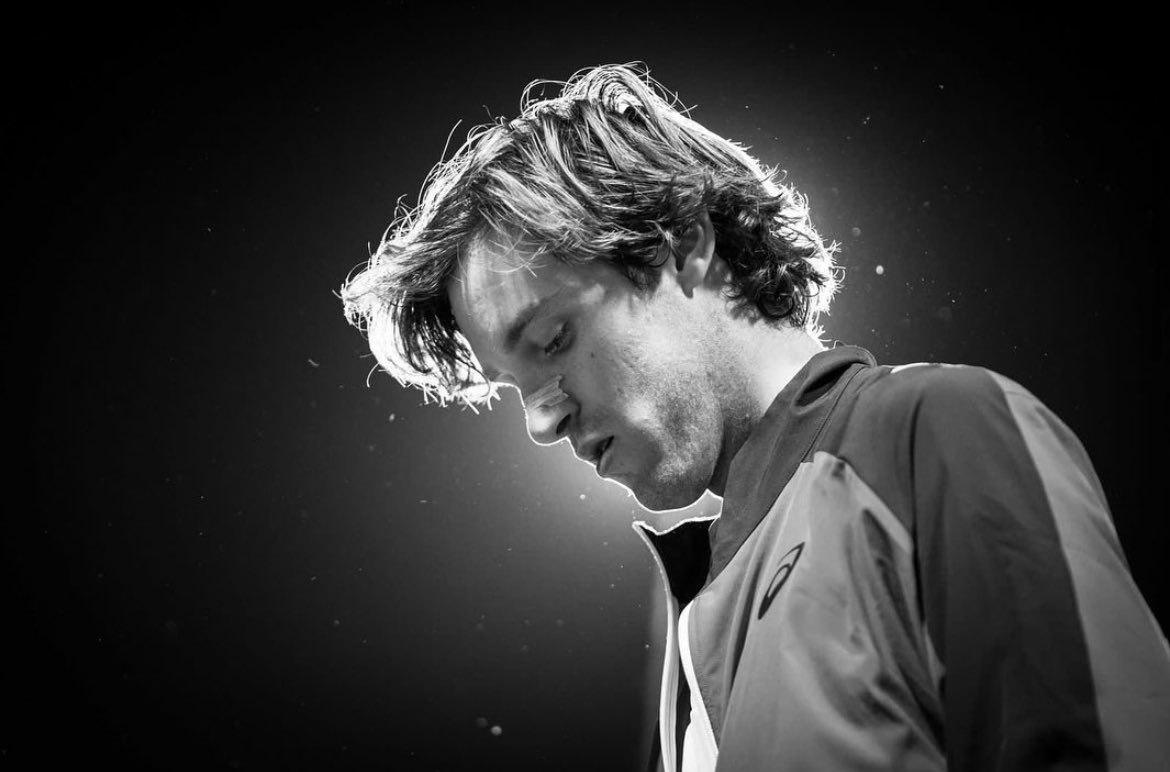 Étape 2 | Montante ciblée 🎯

ON REPREND LES ARMES ?! 🔥⚔️

#1 : 25,00€ 👉🏼 42,50€ ✅

#2 : 42,50€ 👉🏼 ??

100 ❤️‍🔥 &amp; 20 ♻️ et on y va !