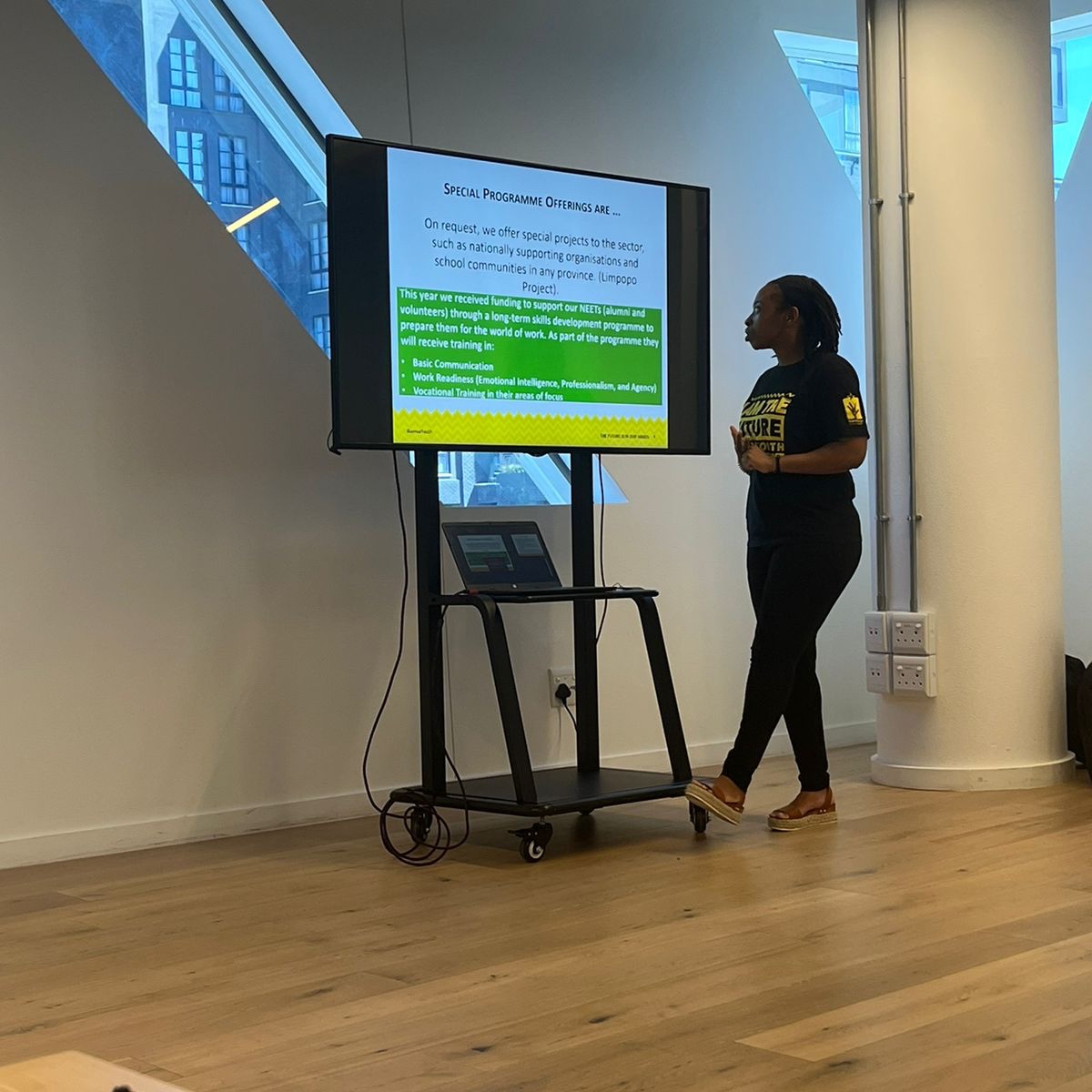 theLearningT's tweet image. Our first presenter, Nandi Ngubeni from @IkamvaYouthSA shared various ways they are working to support young people develop valuable work skills. These include various accredited &amp;amp; non-accredited trainings offered and the Social Employment Fund (SEF).
#WorkForCommonGood