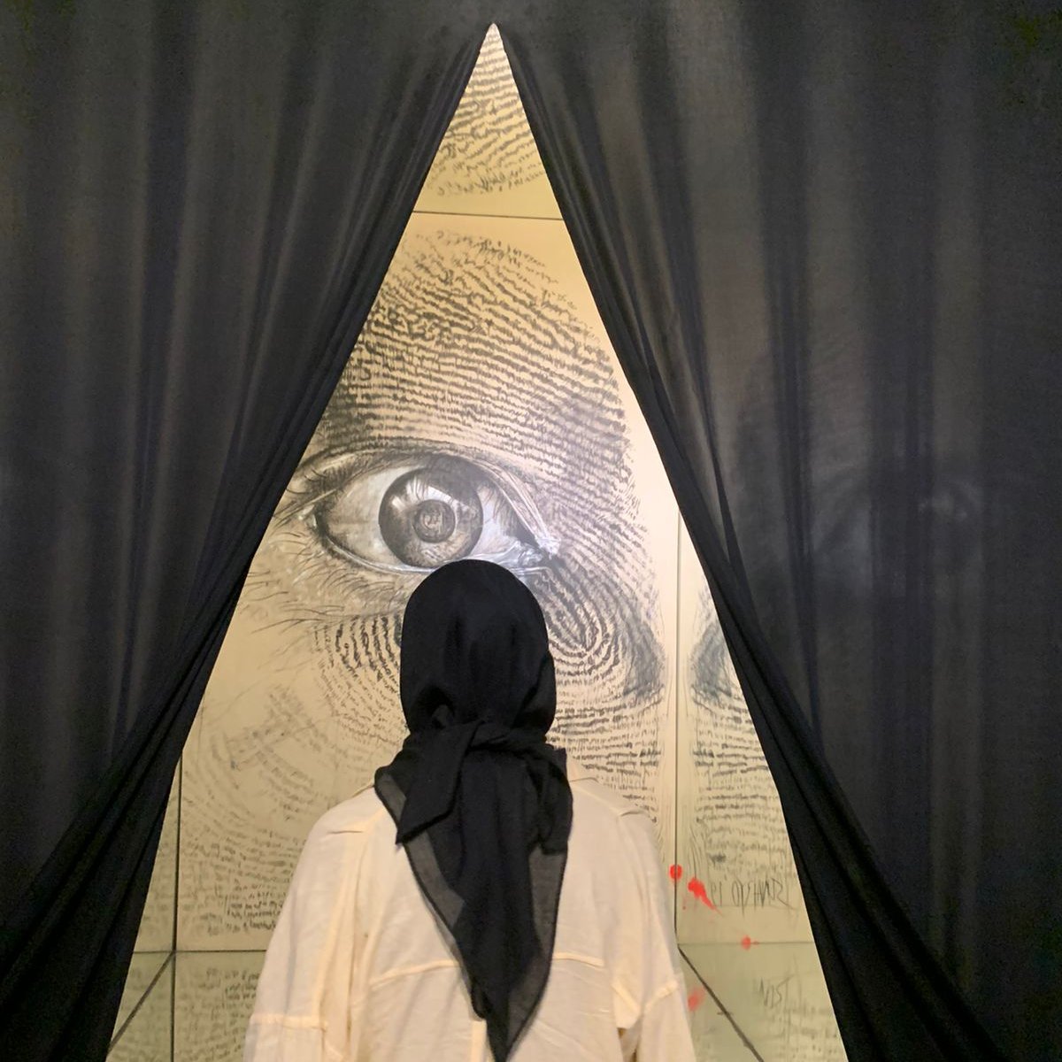 BoboboxID's tweet photo. Halo Sahabat Bob~ 

Hari ini ikut Bob ngaboborit ke salah satu art space di Bandung yuk. Namanya Selasar Sunaryo! Ini cocok banget buat Sahabat Bob yang mau ngabuburit tapi artsy hihi. 
Yuk simak #RekomendasiBob edisi ngaboborit! 🐨 https://t.co/hu721tXR23