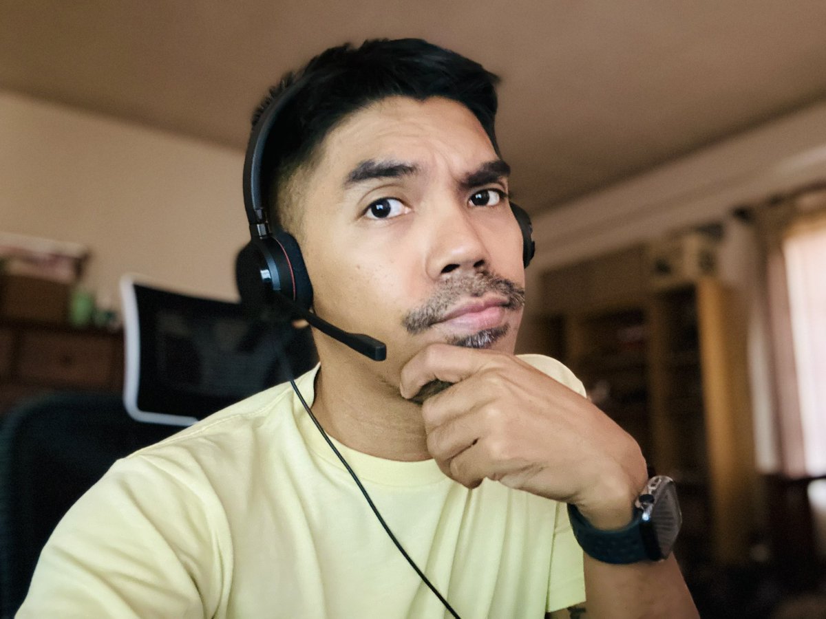 nicopoli's tweet photo. “Thank you for calling @CebuPacificAir Customer Service. We don’t have answers to your queries about the #CEBSuperPass issue. We messed up and we’re not sorry about it.”

Huy guys, anuna?! Konting paramdam naman dyan for the #CEBSuperRefund!

#CebuPacificAir #CebuPacific https://t.co/Nd6U4dxYFI
