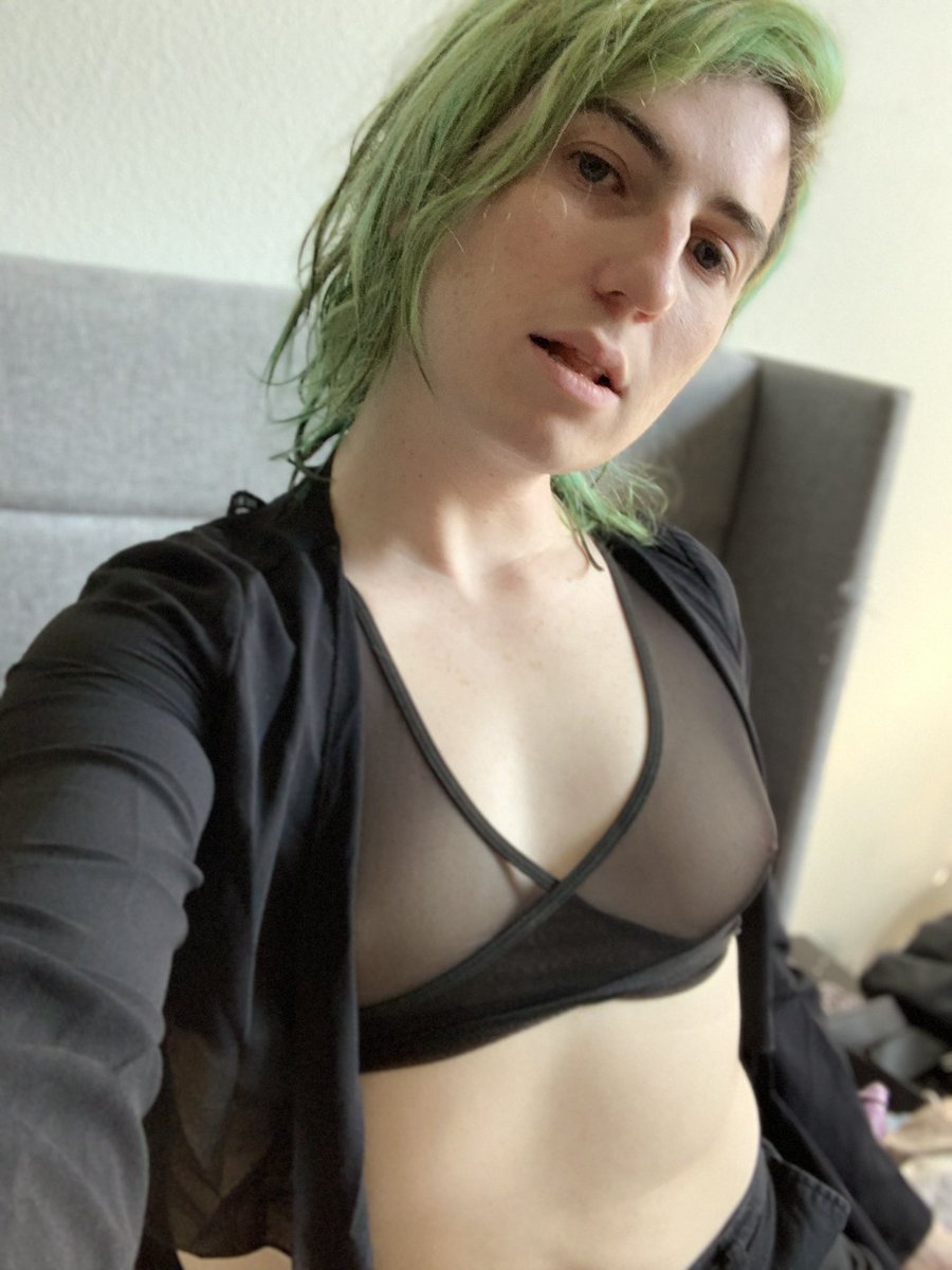 enbysoles's tweet photo. Play with me👅 https://t.co/M7RV7oLfXQ