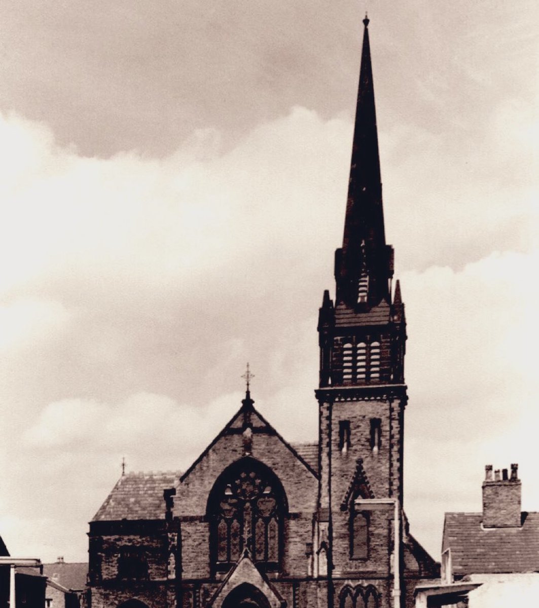 NoContextLeigh tweet media