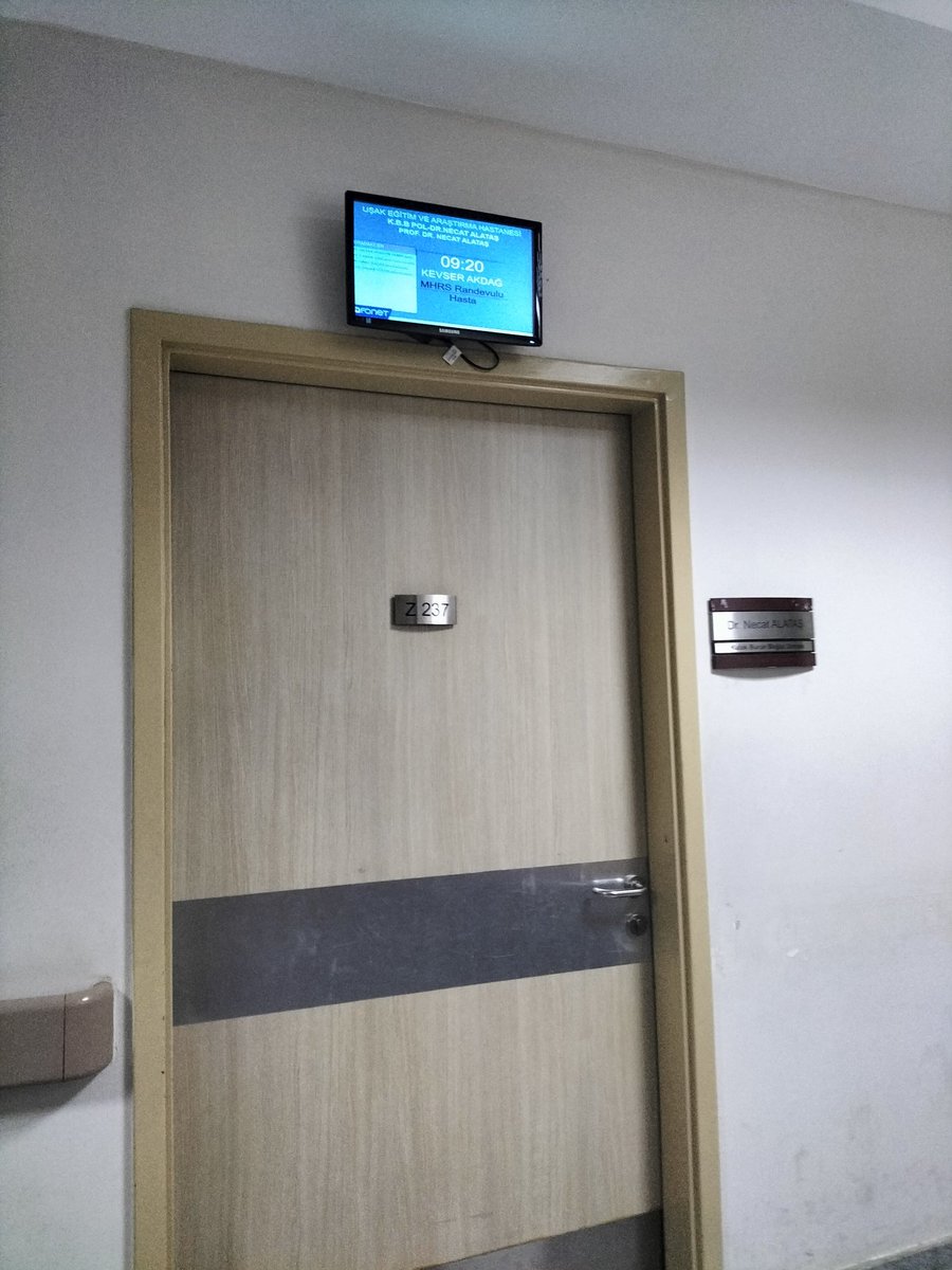 Ozanime80076517's tweet photo. Uşak araştırma hastanesi diyiz bütün hastalar Allah şifa versin inşallah https://t.co/P3UkNtTYF2