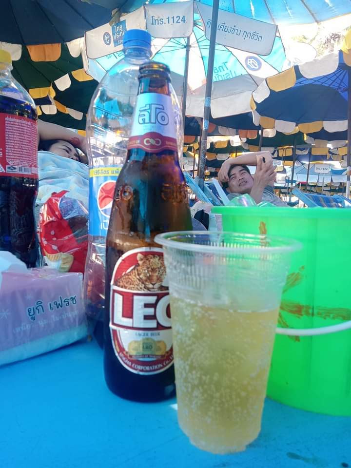 phuphinak69's tweet photo. กินเบียร์ดูทะเลชิลๆ https://t.co/G2aU9Ka8om