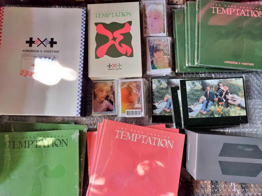 KpopCartzPH's tweet photo. #KPCUpdates #KPCProofs

– BOX 7 has finally arrived in my ph address 🫶 please give me some time to sort and pack the items 🫶thank u so much for patiently waiting! 🫶 https://t.co/OJi5xibhzl
