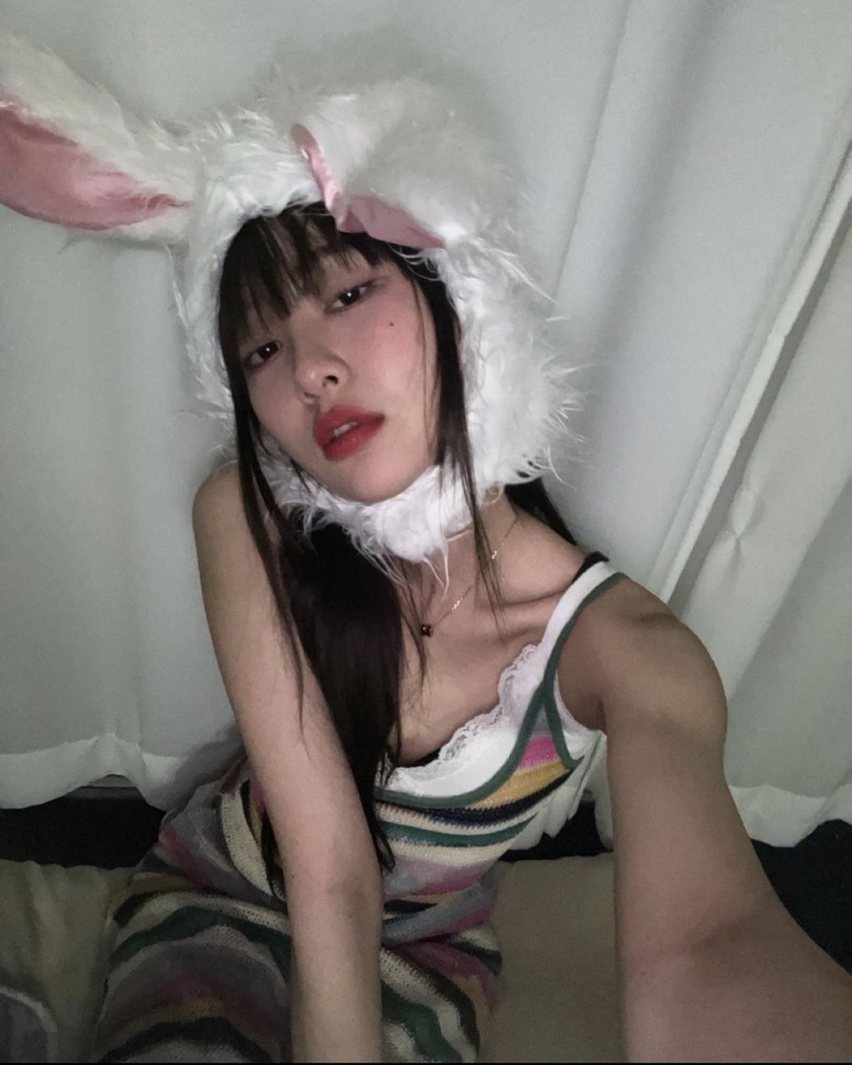 yvepics's tweet image. BUNNYVES