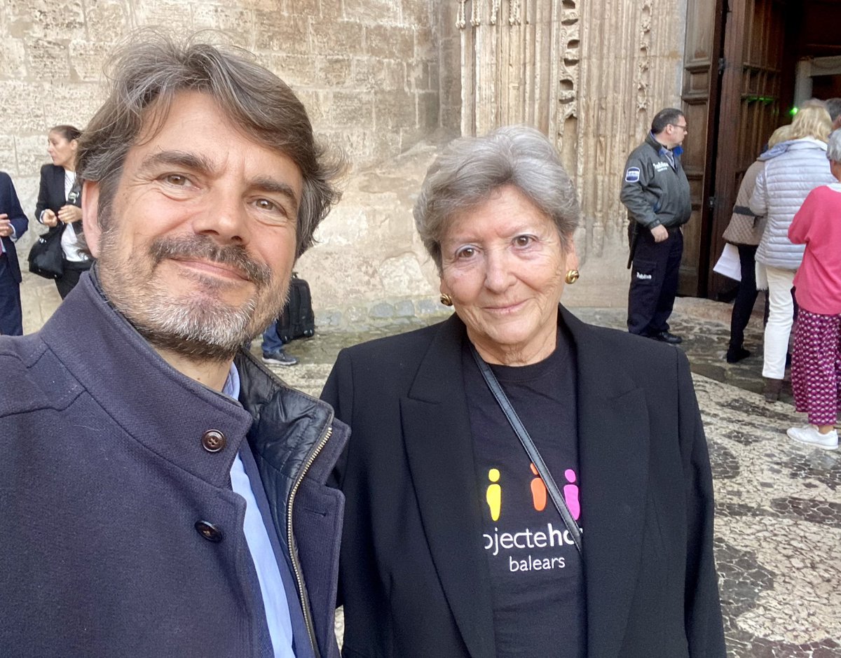 juniperoserraRC's tweet photo. En el Concierto benéfico de Semana Santa de la Catedral de Palma a favor de @projectehomebal, con la colaboración del Rotary Club de Mallorca.

Excelente interpretación de Un Réquiem Alemán, OP. 45 de Johannes Brahms, por la Orquestra Sinfònica de Balears y la Coral de la UIB. https://t.co/nktGUR9nFb