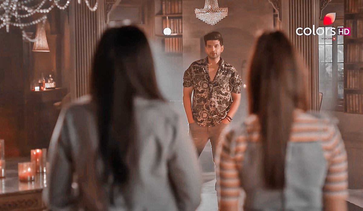 stalkmefantasyy's tweet photo. Main tim Bhediyon ka Dil jism sy Alag kar deta hoon and then ........reaction of Bhediya #VeerOberoi 

#KaranKundrra @kkundrra #TereIshqMeinGhayal https://t.co/n8eyxnaVed