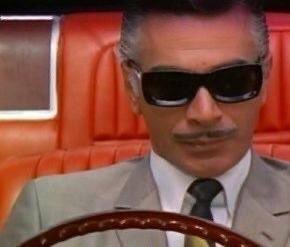 Un día como hoy pero de 1989, se nos adelantó el Sensei Mauricio Garcés. Este es un homenaje con las 24 frases más célebres del Maestro. 
1. Arrooooooz.
2.Debe ser terrible tenerme y después perderme.
3. Claro que quiero ser el hombre de tus sueños.... pero para eso, ya duérmete