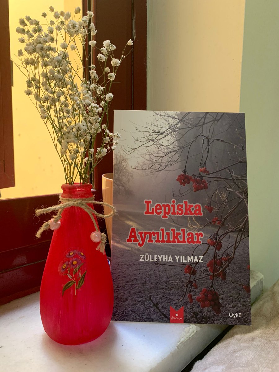 Merhabalar... Yazmak hep yüreğimi pır pır ettirecek. Son nefesime kadar yazmaya ve çizmeye devam edeceğim.  Tutku beni yıllardır bırakmadı.  Bir ömür bırakmasın istiyorum.
İlk göz ağrım "Lepiska Ayrılıklar" kitabımı size emanet ettim. @serencamdukkan <a href="/gulsengazel/">Gülşen Gazel</a>