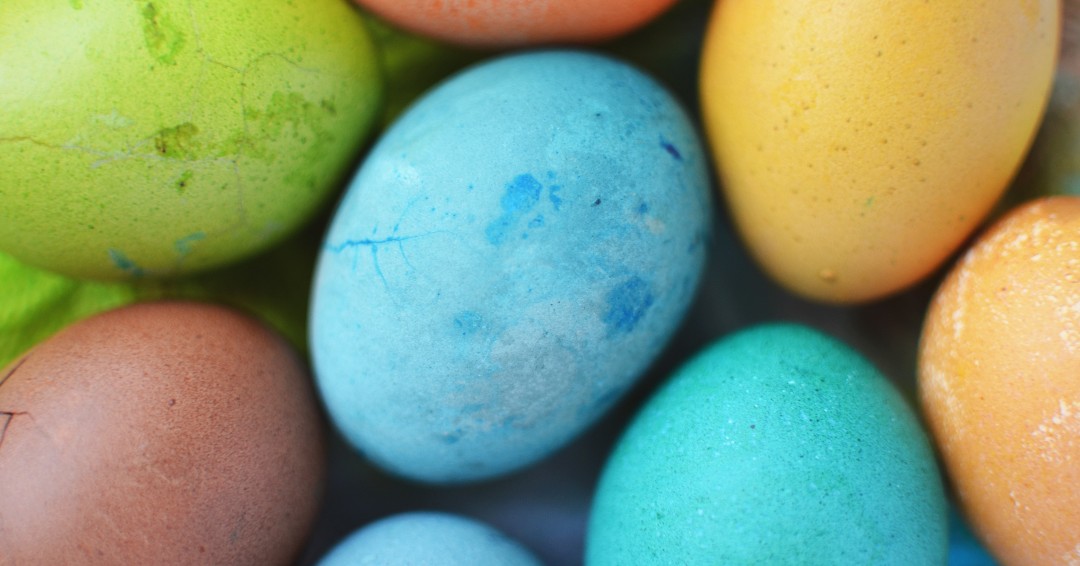 AlanNorthrop's tweet photo. With Easter fast approaching we wanted to inform you that we will be shut from the close of business on Thursday 6th April and will re-open as normal on Tuesday 11th April. If you require any labels, please let us know as soon as possible. Have a lovely Easter weekend. https://t.co/z5lNlNKG3m