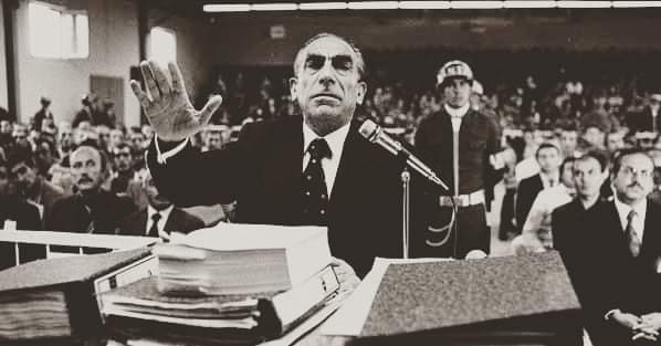 Hiç kimsenin VATAN sevdasını, MİLLETİNE olan SAMİMİYETİNİ ve BAĞLILIĞINI sorgulamadığı bir LİDER olmak ne güzel  şey.
RUHUN ŞAD MAKAMIN FİRDEVS OLSUN. 
#BaşbuğAlparslanTürkeş  🇹🇷
#4nisan
#basbuğlarölmez