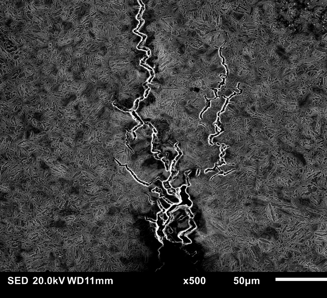 kuchubro's tweet photo. found a crack in my steel sample that looks like a badly drawn bucks logo https://t.co/hoABX5VFdf