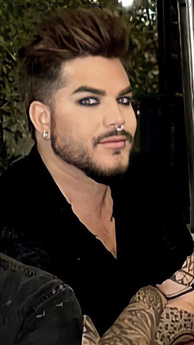 MarilynPackham's tweet photo. Good morning Glamberts, have a fantastic day, hope the sun shines for you!🌞😊💙

Credit to pic owner https://t.co/cnzgQb9ft0