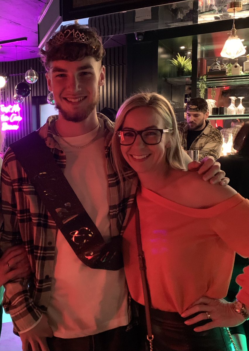 Lisa Saunders tweet media