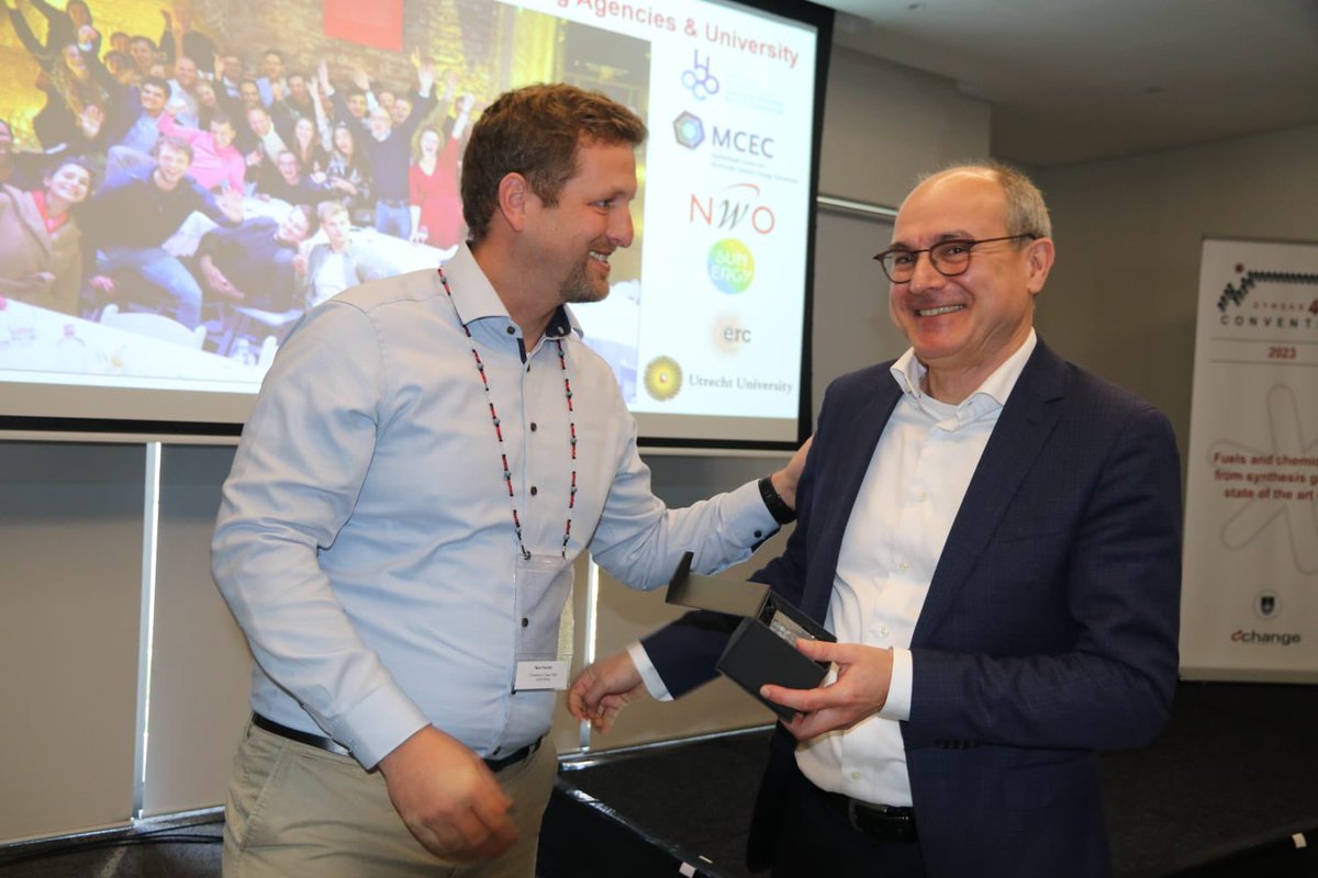 And we started off the third day with a bang with a presentation by <a href="/BWeckhuysen/">BertWeckhuysen</a> showing us what is possible with cutting edge spectroscopy and microscopy under operating conditions. #SyngasConvention4