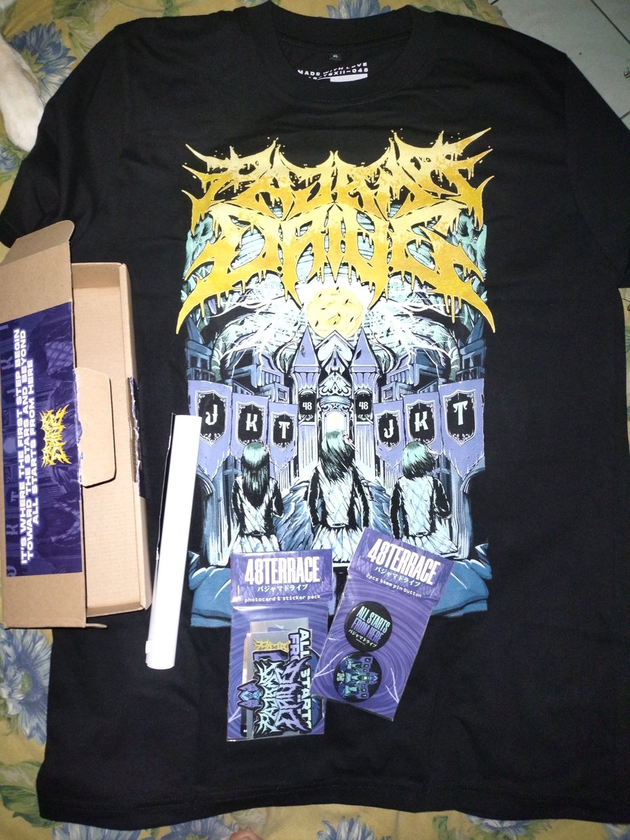 Heympred025's tweet photo. Terimakasih T-shirt pajamanya sudah datang @48terrace_merch๐๐ผ
Kaos tebel, desain keren, sablon bagus, bonus banyak dan packaging rapih banget. gokil! :D https://t.co/ewGH2Y89v8