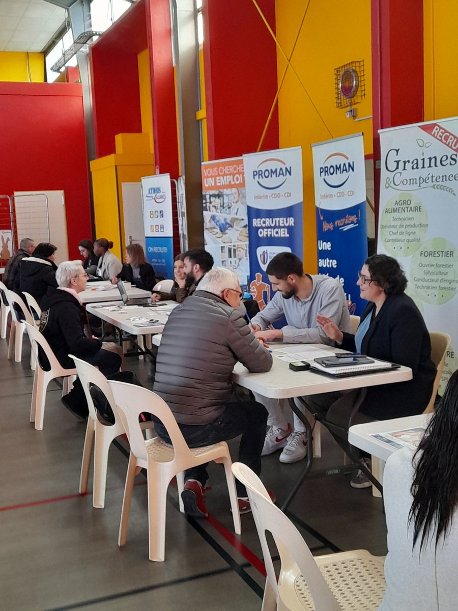 Le forum de l'Intérim a lieu jusque 16h sur #Lons à la salle #GeorgesMartin avec #poleemploi. 
On vous attend !