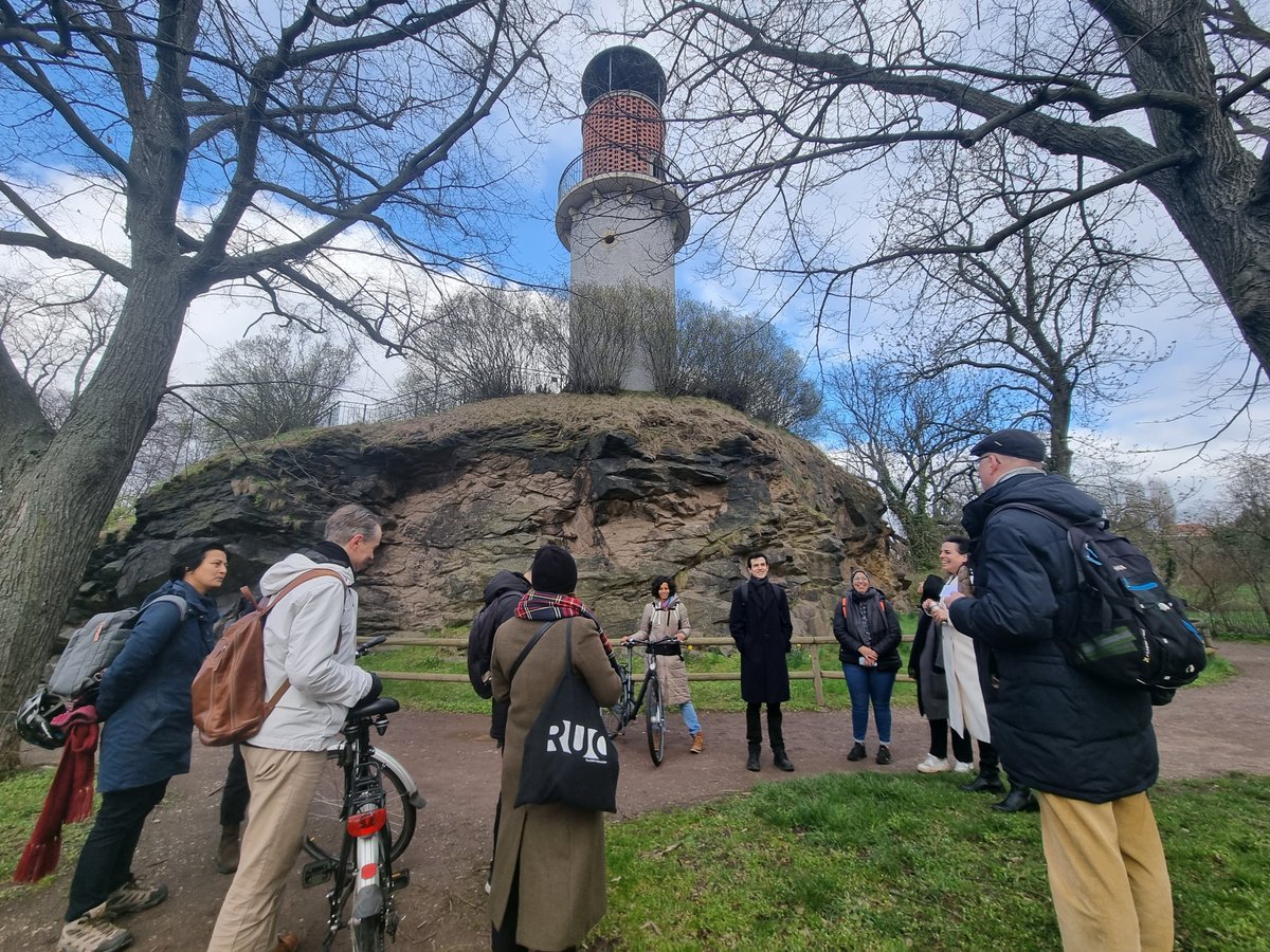 DLGS_tweets's tweet image. After-work socials are an essential part of the PhD support programme at @DLGS_tweets and @IOER_de. Yesterday, we had a fantastic walk with our PhD candidates on the southern slope of the #Elbe.  Thanks to everyone who joined! #socialactivity #hiking #PhD #nature #urbangreens