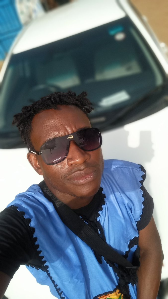 JosephBayor6's tweet photo. Yes l'm deaf......my life handsome man I love world all much respect so welcome back from in Ghana 🇬🇭 https://t.co/YLTPBB0Td8