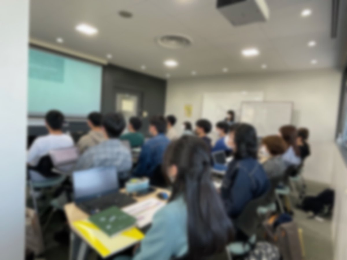 nu_presemi2023's tweet photo. 履修説明会が無事終了しました！

2日とも十数人もの新入生の方が来ていただき、和気あいあいと上級生も共に楽しめる会でした😆

説明会で聞ききれなかった質問やイベントの参加申し込みをしたいと思ったら、遠慮なく公式LINEから連絡してくださいね👍

#名大Presemi https://t.co/wF9LMvngBd