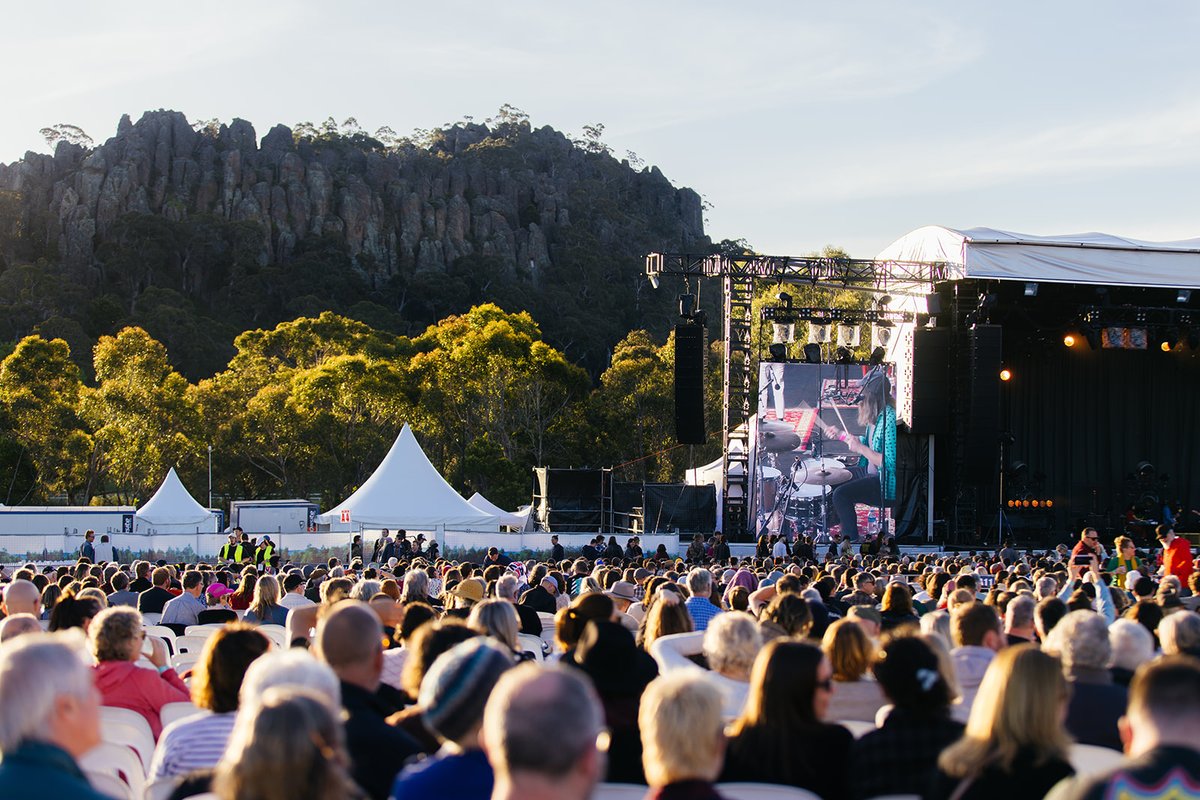 There's something about listening to an amazing Aussie artist with the Rock looming over you isn't there? Have you experienced the magic of a live show at Hanging Rock yet?

📸 Caitlin O'Grady

#ALWAYSLIVE #VisitVictoria <a href="/Melbourne/">Melbourne, Australia</a>