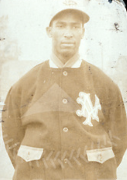 sabr's tweet photo. From Roberto Clemente to Martín Dihigo to Willie Mays to Henry Aaron, here are a few of our favorite images from the @ruckerarchive — the first 10,000 rare baseball images from this unique archive are now available online in the #SABR Research Collection: https://t.co/lKc9XlIGNB https://t.co/x2XB9aXzwJ