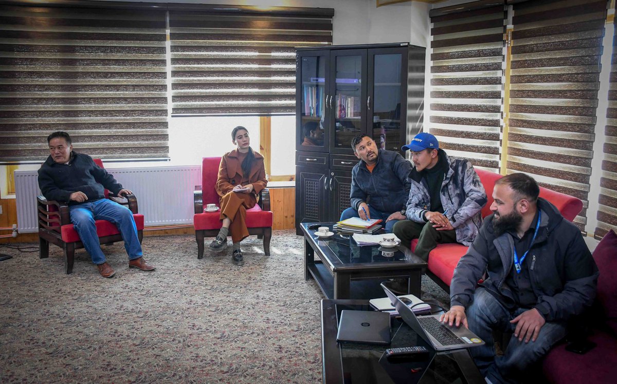 DIPR_Leh's tweet photo. Principal Secretary, H&amp;UDD/SED, #Ladakh, Sanjeev Khirwar reviews the status of projects with #NHIDCL.

Deliberations were held on the status of #WaterATMs; winter-friendly bus stops; truck terminals; renovation of roads, etc. Khirwar stresses on timely completion of all projects. https://t.co/t7vhi7SMyB