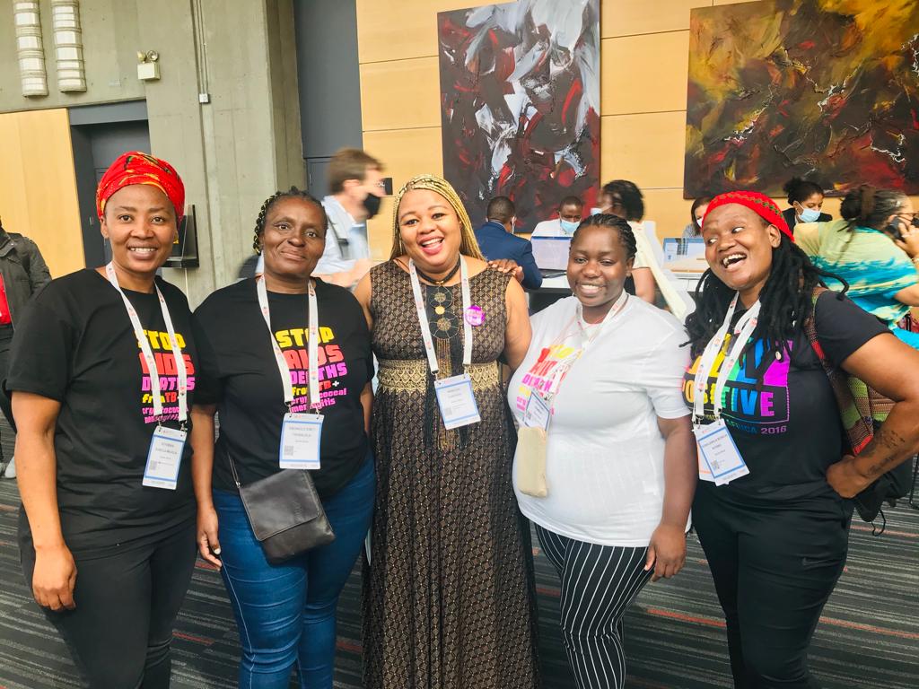 Mandisa_Dukashe's tweet photo. If you want to walk fast, walk alone. But if you want to walk far, walk together. Success has a lot to do with your allies
Team #HIVLiteracy #UequalsU #advocacymatters #CommunityCentredHIVResponse #20212026GlobalAidsStrategy
#EndingAidsBy2030 https://t.co/9NJFCOUII4