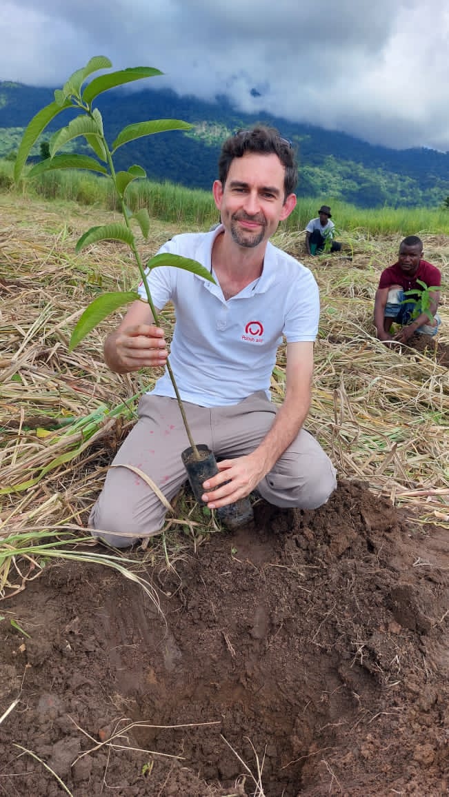 PLinTanzania's tweet photo. ✅We are planting trees in the 🐘🐘 corridor in the Kilombero valley 🇹🇿. @PLinTanzania 🇵🇱 joins hands with @STzElephants and @ReforestAfr to support the creation of the first wildlife corridor linking national parks in Tanzania. https://t.co/dYT9ApFVR4