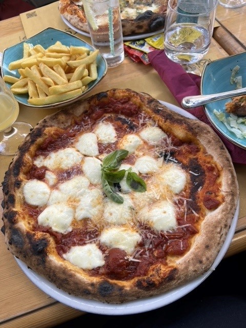 BSDCofficial's tweet photo. Catering and Hospitality students have begun their international work experience placements in Italy, with half of the group working in a bar, grill and pizza kitchen at a large venue and the other half working in a hotel restaurant. #JobReady #GlobalMindset https://t.co/sKl1opY60i