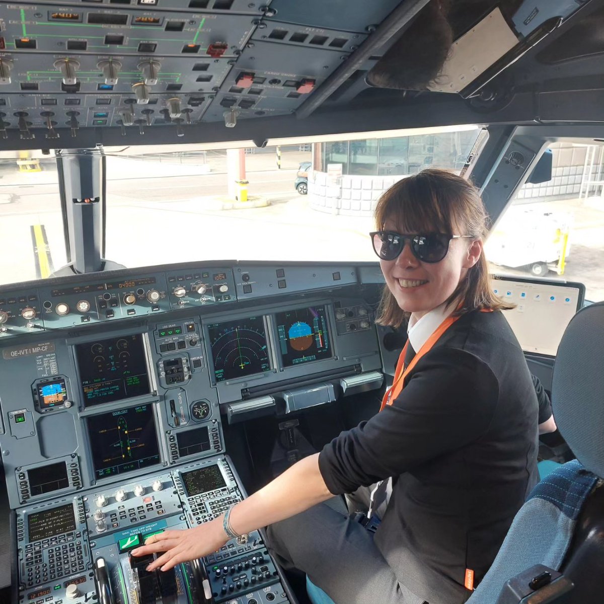 Victoria Bryan tweet media