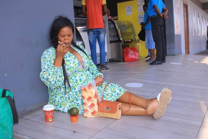 cookoutsundays's tweet image. I know a couple of ladies who can go head to head with this awesome lady. #CookOutSunday #LadiesWithBigAppetites
[Thread]
#PrettyGirlsLoveCookOutSunday
#earlybirdsextension #earlybirdsextension computicket-boxoffice.com/e/cookoutsunda…