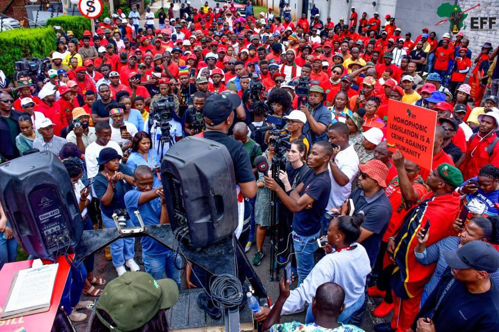 Mbuyiseni Ndlozi tweet media